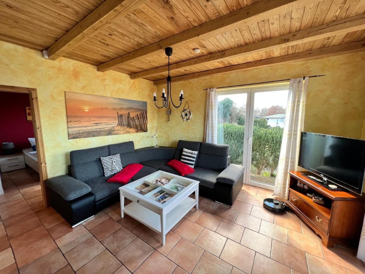 Haus Krabbe Mit Strandkorb Inkl Goehren  Luaran gambar